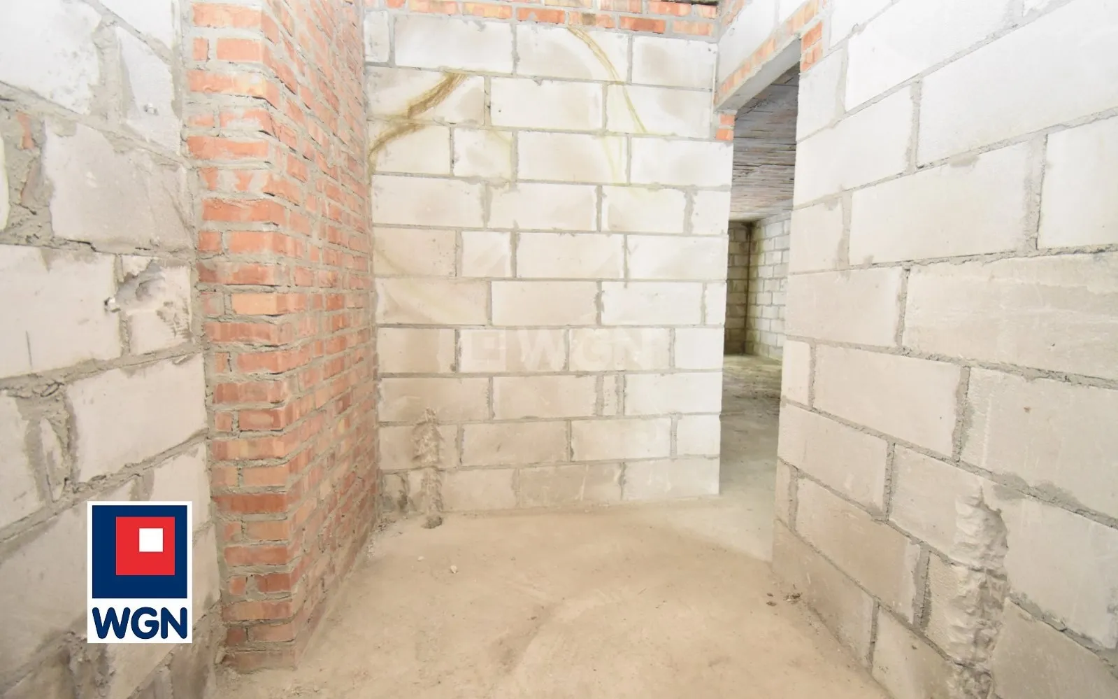 Dom na  sprzedaż Kamień - bliźniak w stanie surowym- Projekt z potencjałem inwestycyjnym